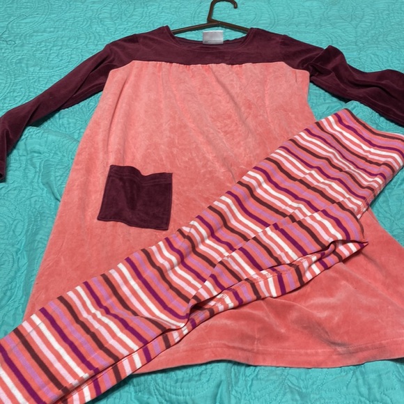 Hanna Anderson 2 piece Set - Picture 2 of 2